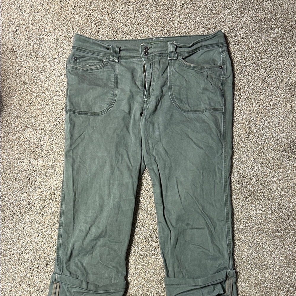 Jeanstar Olive Green Capris for Women